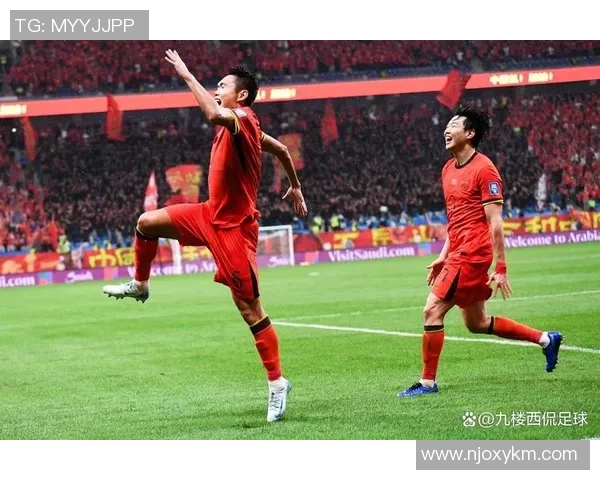 日本足球明星齐聚中国赛场展现风采引发球迷热潮 日本足球明星齐聚中国赛场展现风采引发球迷热潮