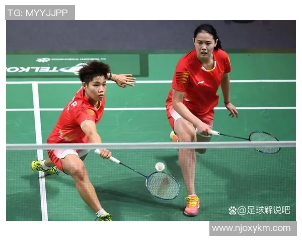 赛后分析:上海羽毛球队与重庆羽毛球队的战术对决与启示 赛后分析:上海羽毛球队与重庆羽毛球队的战术对决与启示