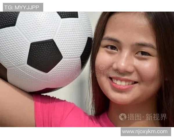韩国微笑女神足球明星的魅力与成就揭秘